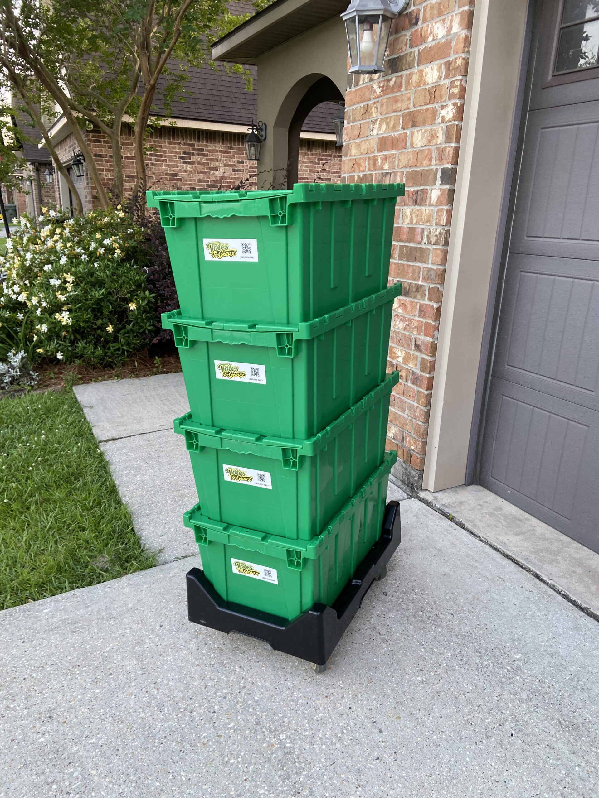 Dorm Room Package: 18 totes + 1 dolly